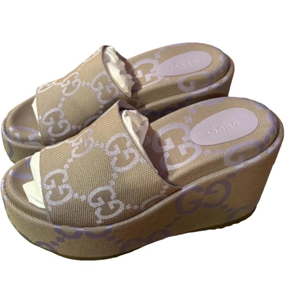 🎉HOST PICK🎉Gucci authentic platform slides.Lavender JumboGG, size 41.Worn once - Picture 1 of 5